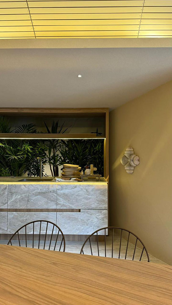 Perla Honeymoon Stone 01